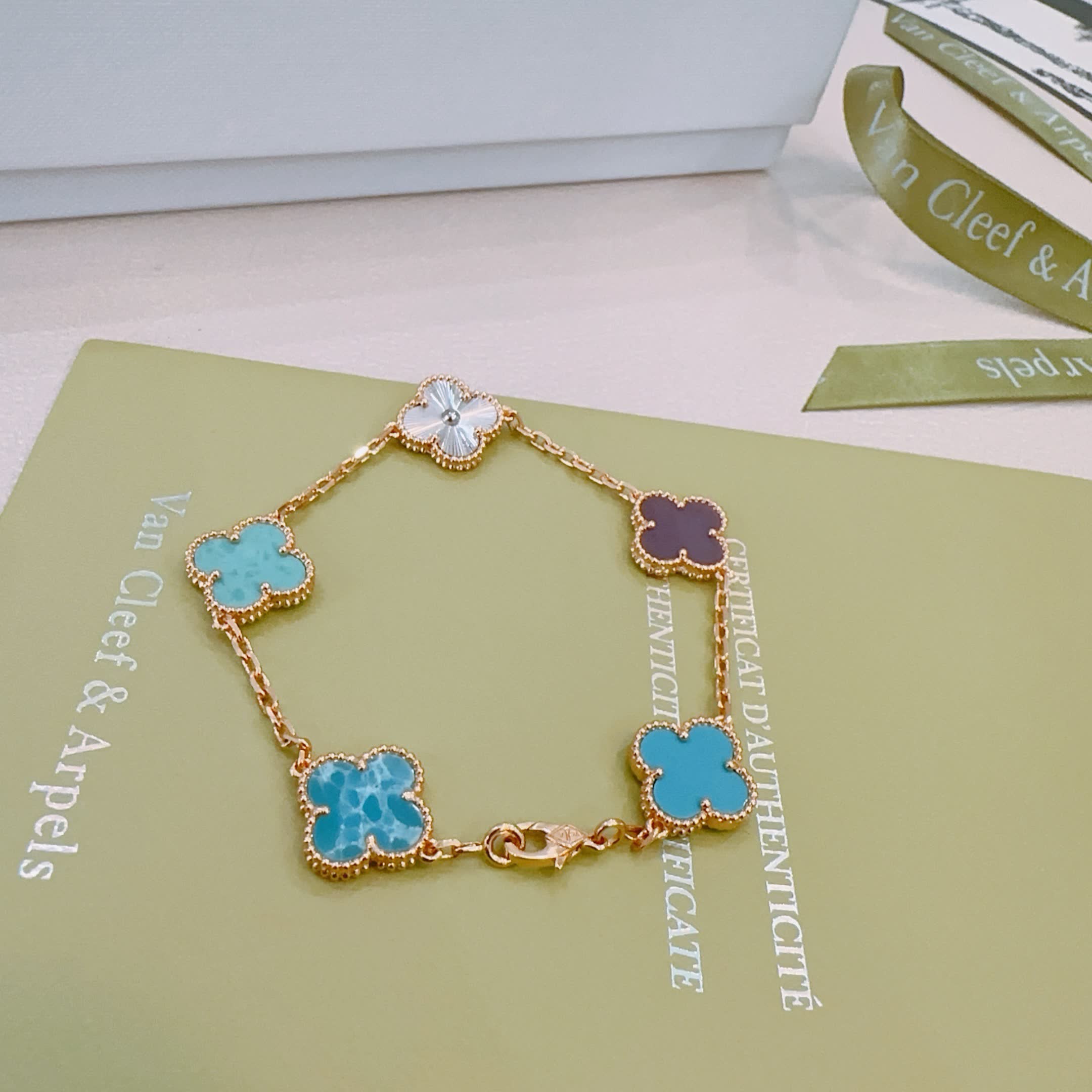 Van Cleef & Arpels Vintage Alhambra Bracelet